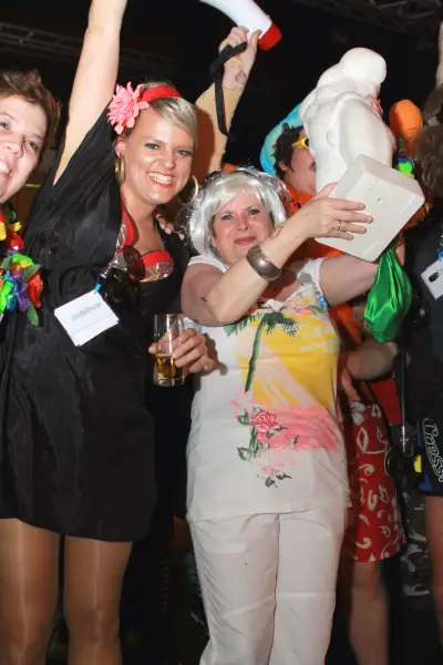 't Naaks geval 't Naaks geval